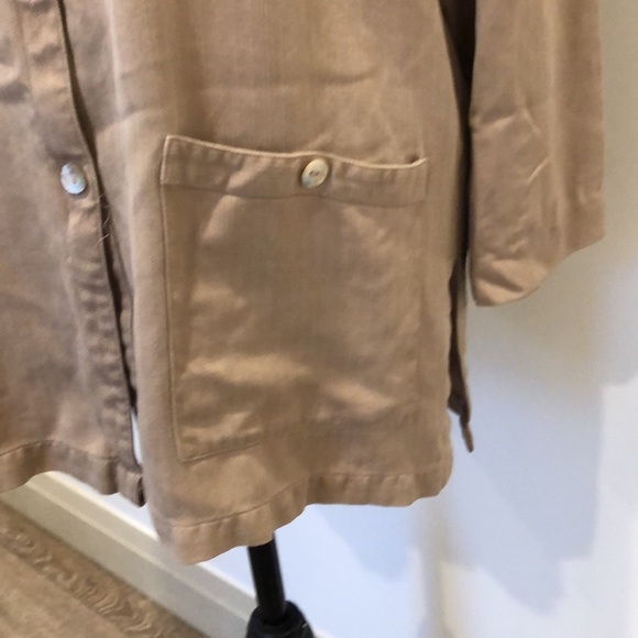 Ann Carson Ladies Silk Blouse Tan Colour 3/4 Sleeve Button Up Shirt Sz L - Picture 3 of 9